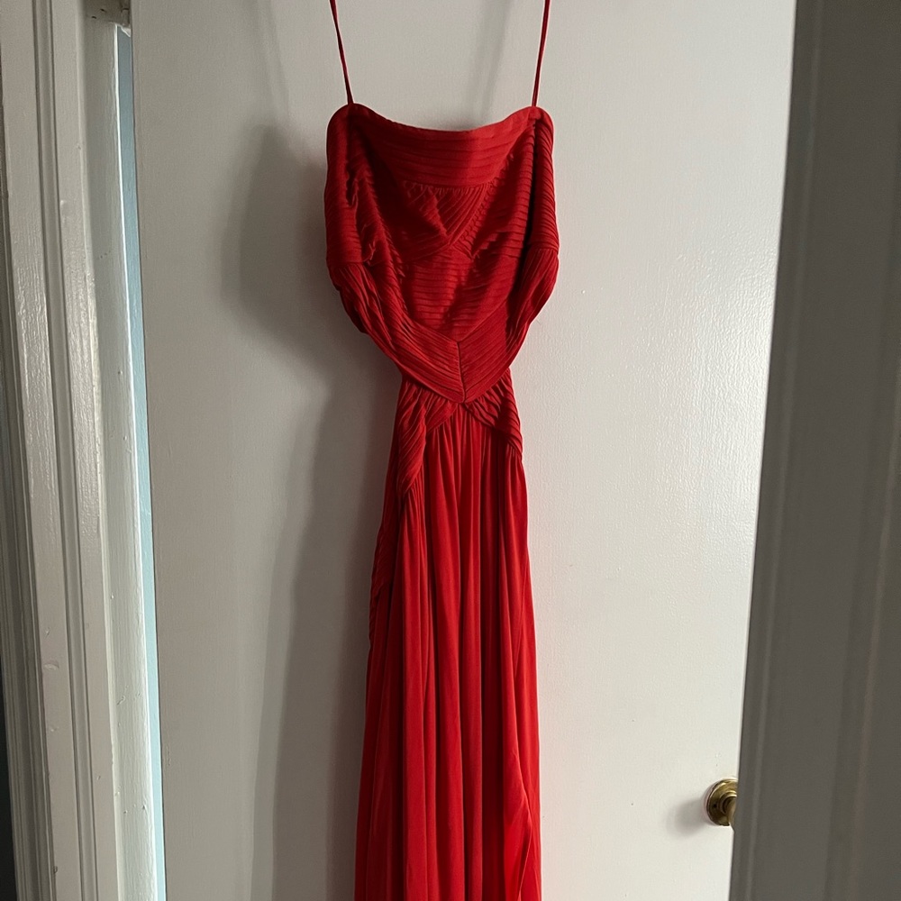 Bcbgmaxazria gown